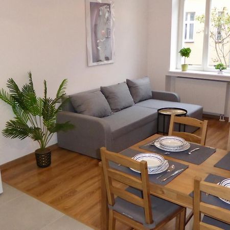 Apartament Love On 5 - Milosc Na 5 Legnica Ngoại thất bức ảnh